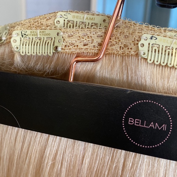 Bellami 20” Ash Blonde Clip-ins. NEVER WORN! - Picture 3 of 7
